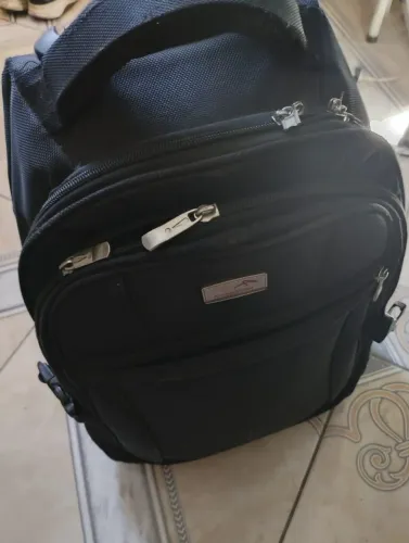 Mochila com rodinhas 