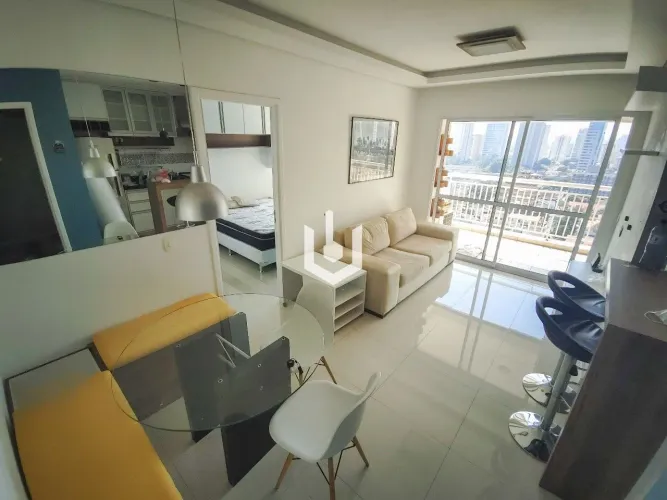 Apartamento Mobiliado 49m² com Suíte no In Berrini | Andar Alto, Vista de Cartão Postal e 