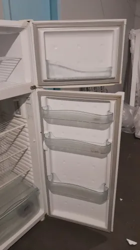 Vendo geladeira