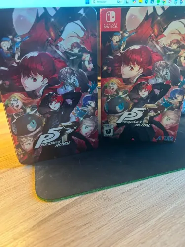Persona 5 Royal Nintendo Switch + Luva + Steelbook