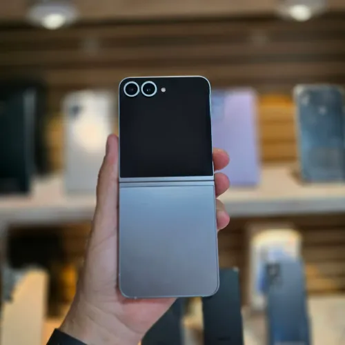 Samsung Galaxy Z Flip 6, 512/12GB, cor prata, NOVO/Openbox, c/ carregador original e NF.