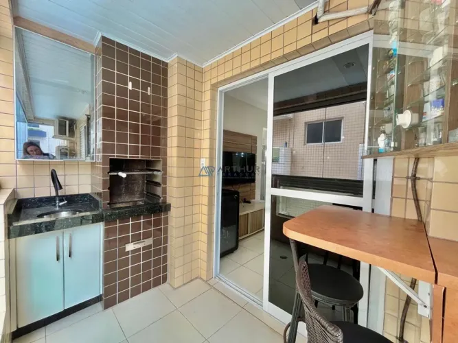 Apartamento à venda com 2 Dormitórios em Praia Grande na Guilhermina