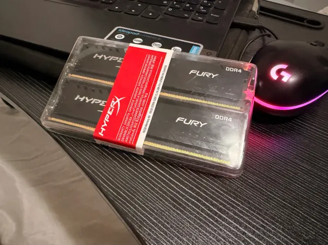 Kit Memória RAM HyperX Fury 16GB (2x8GB) DDR4 3200MHz para Desktop - LACRADO