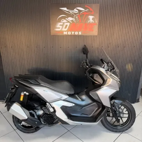 Honda Adv 160 2025