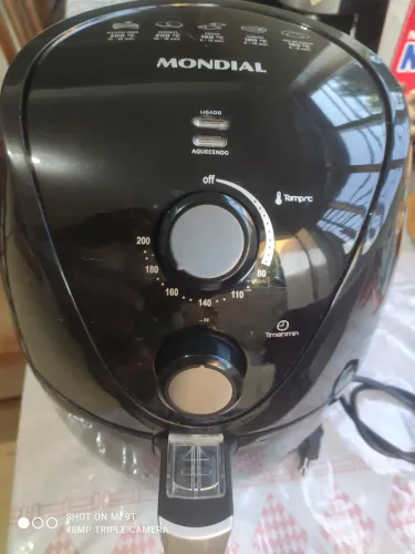 Air fryer Mundial, seme nova