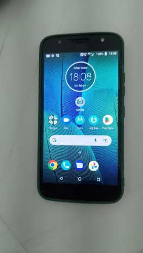 Vendo smartphone moto G5s plus com película e capa protetora R$360,00