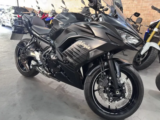 Kawasaki Ninja 650 abs 2025