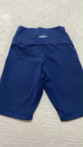 Short azul de academia 