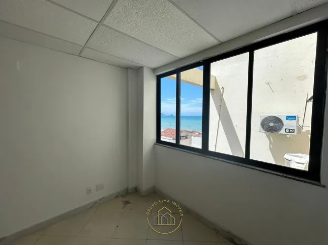 Sala comercial com 23,98m2 na Praia Campista, Macaé/RJ