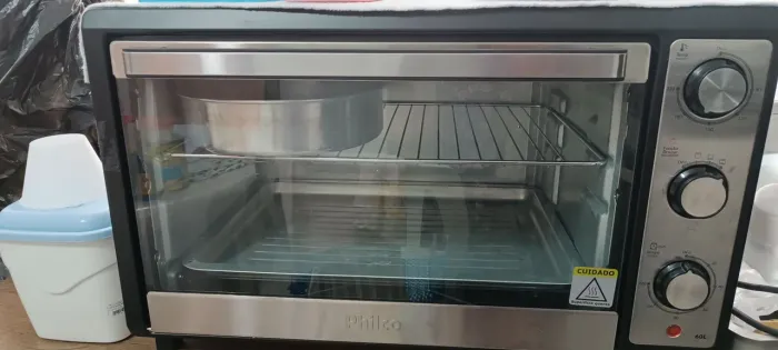Forno elétrico Philco 60L - Avariado Esteticamente - Funcionando perfeitamente - BRINDES