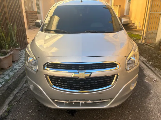 Chevrolet Spin LT 1.8 8V Econo.flex 5P Aut. 2013