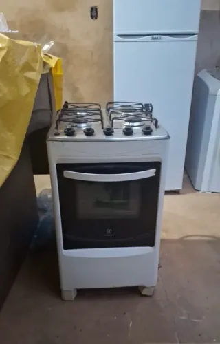 VENDE-SE FOGÃO