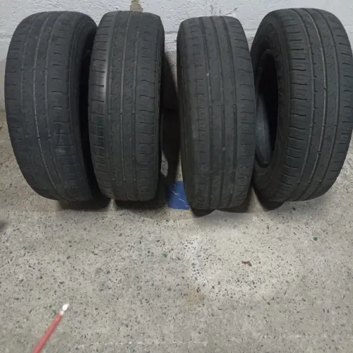Pneu usado aro 13 Goodyear<br>Conjunto de 4 pneus usados Goodyear assurange aro 13<br><br>440,00