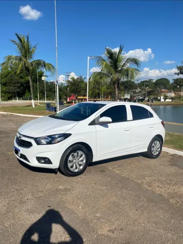 Chevrolet Onix Hatch LT 1.0 8V Flex Mec. 4P 2017