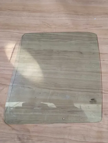 Vidro traseira direita fiat tempra 1996 4p