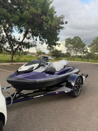 JET SKI SEMI NOVO GTI 170 SE 2025 SEM CARRETA