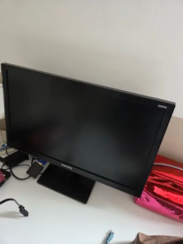 Monitor Samsung S22E310