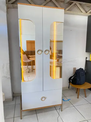 Cristaleira com led luxuosa a pronta entrega