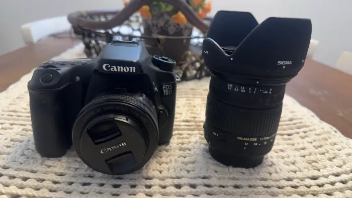 Canon 70D + Lente 50m 1.8 + Lente Sigma 17/70 2.8