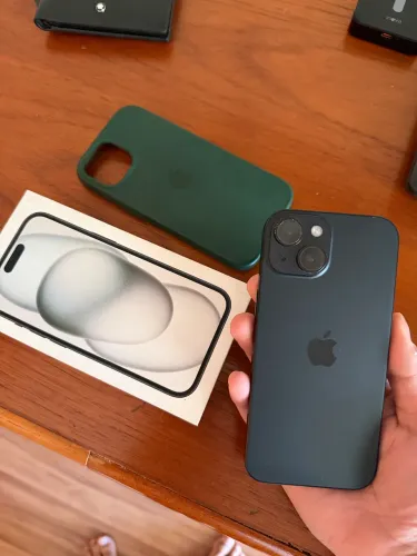 iPhone 15 128GB - Ótimo/Usado