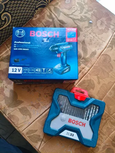 PARAFUSADEIRA/FURADEIRA BOSCH