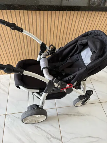 Carrinho de bebê 2 em 1