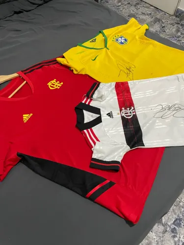 Kit Camisas Desapego - Flamengo e Brasil