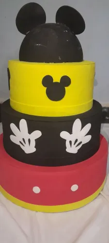 Bolo fake do Mickey 