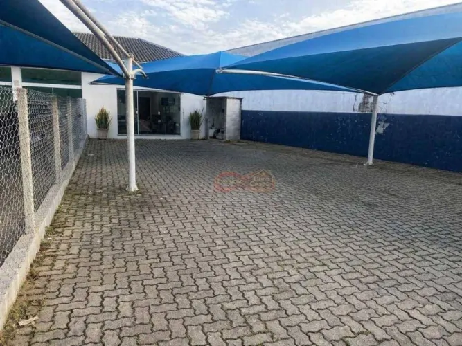 Sala Comercial / Jardim de Lucca