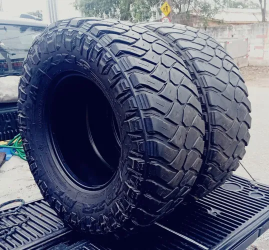 Pneu 315/70 aro 17 Maxxis Razr MT