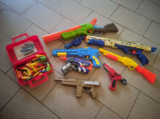 Lote Nerf / X-Shot + Dardos - Vários Lançadores e Acessórios