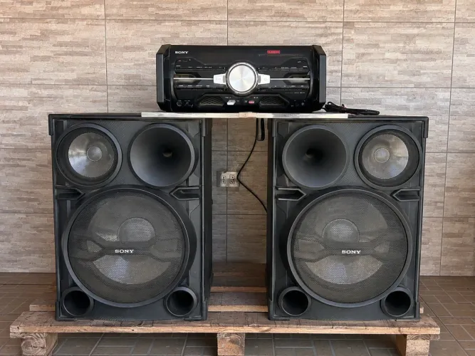 Sony Genezi SH2000