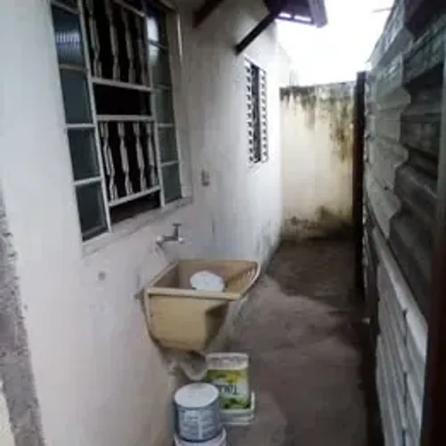 Ediculo 2 comodos Z.Leste