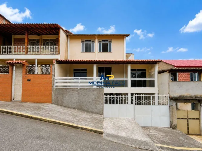 Casa com 4 dormitórios à venda, 260 m² por R$ 420.000,00 - Nova Cidade - São Gonçalo/RJ