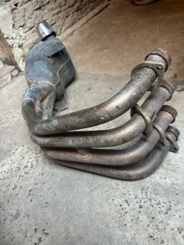 Escapamento da XJ6 