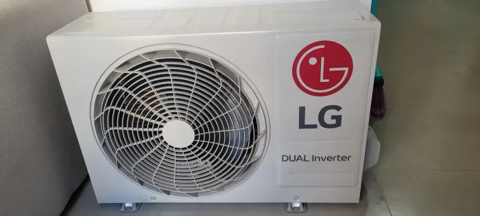 Condensadora Lg dual inverter 9 mil btus