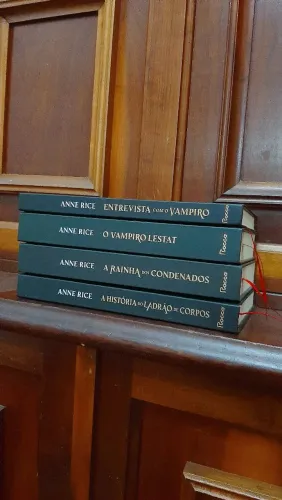As Crônicas Vampirescas - Anne Rice (4 livros capa dura)