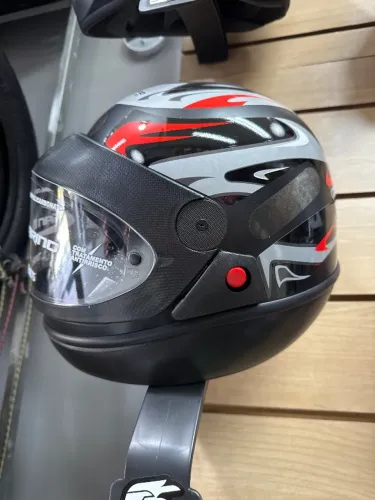 Capacete San marino tamanho 58 e 60