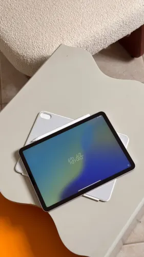 iPad Air 5 M1 64GB Rosa + Apple Pencil 2 + Capa | Seminovo | Kit Completo