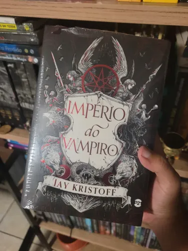 Livro - Império do Vampiro
