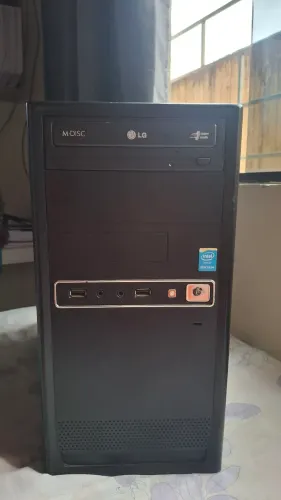 PC Desktop Pentium 4GB RAM HD 500GB