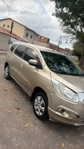 Chevrolet Spin LT 1.8 8V Econo.flex 5P Mec. 2013