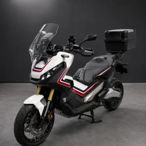 Honda X-ADV 750 2018 Tricolor HRC Raridade Impecável com Apenas 6.500 km