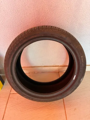 Pneu Pirelli Cinturato P7 215/45 r18 89w (Usado)