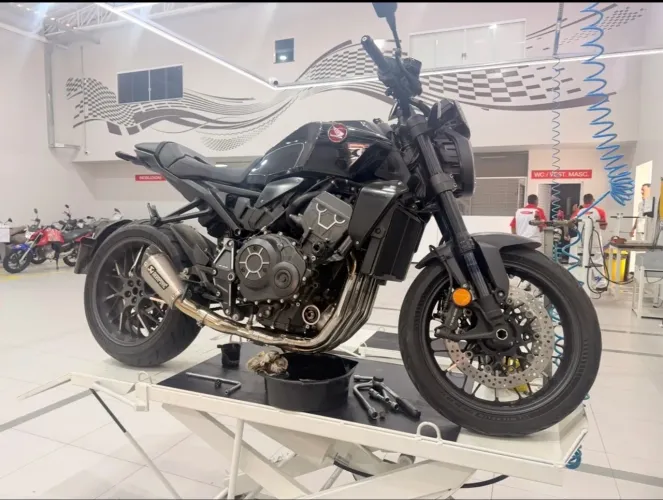 Oportunidade CB 1000