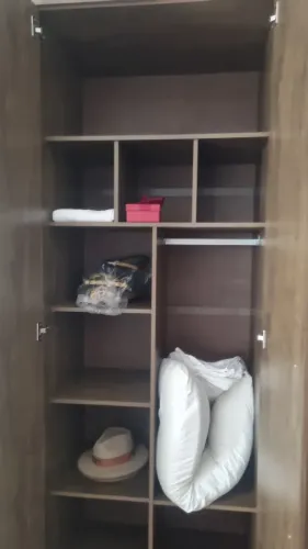 Guarda roupa de casal MDF