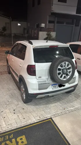 Volkswagen Crossfox 1.6 MI Total Flex 8V 5P 2014