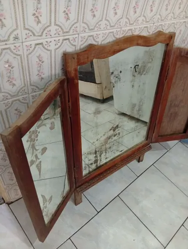 Antigo Espelho Tríptico de Penteadeira - Madeira Maciça Vintage