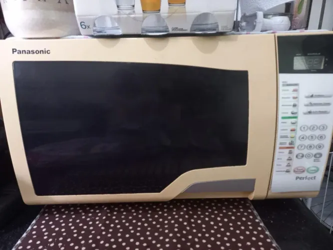 Micro-ondas Panasonic 28L