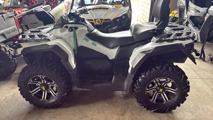 Quadriciclo Canam 1.000cc